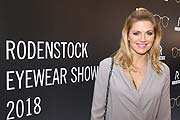 Schauspielerin Nina Bott bei der Rodenstock Eyewear Show am 12.01.2018 im Münchner Haus der Kunst (©foto. Marin Schmitz)